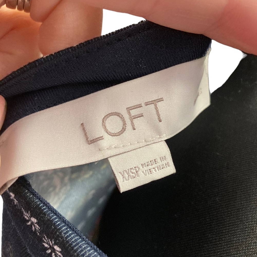 Loft Floral Petite Sleeveless Dress - Picture 4 of 6